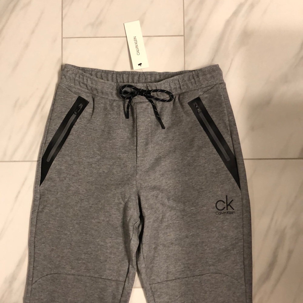 Men’s Calvin Klein Jogger Sweatpants - Picture 6 of 7